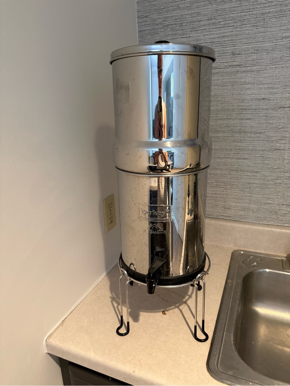 Berkey Stainless Steel Water Filter Dispenser and stand